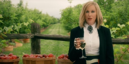 These 'Schitt's Creek' Zoom backgrounds feature moments like Moira's commercial.
