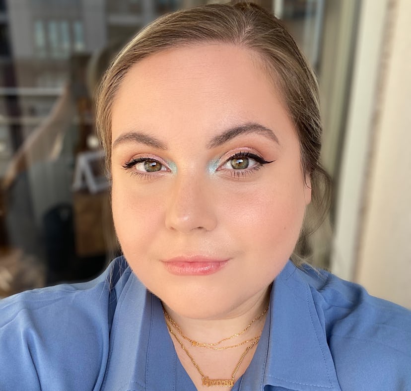 Elite Daily Senior Style Editor Theresa Massony reviewing and modeling e.l.f. Cosmetics' new Electri...