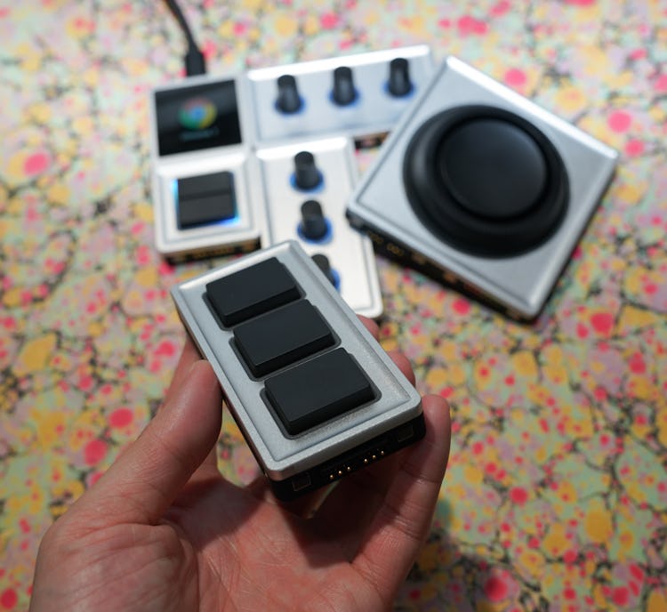 Monogram Creative Console review: the modular aluminum blocks are even more robust