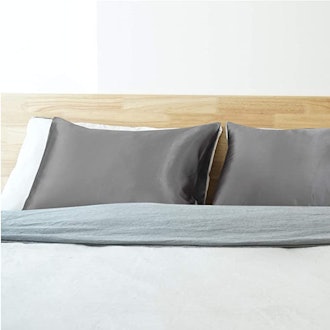 Bedsure Queen Size Satin Pillowcase (2-Piece)