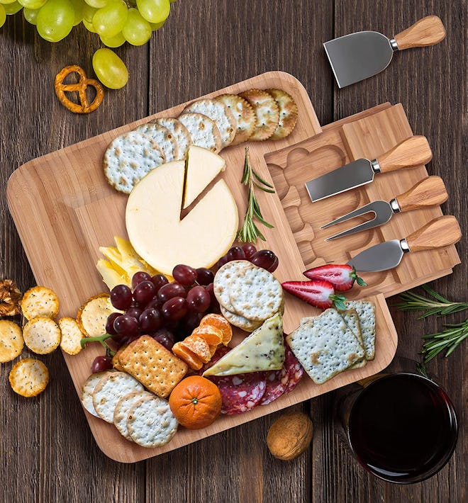 CAVEPOP Bamboo Cheese Board and Knife Set