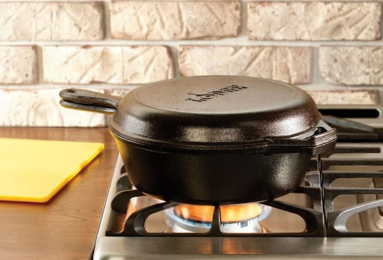 Lodge Pre-Seasoned Cast Iron Double Dutch Oven