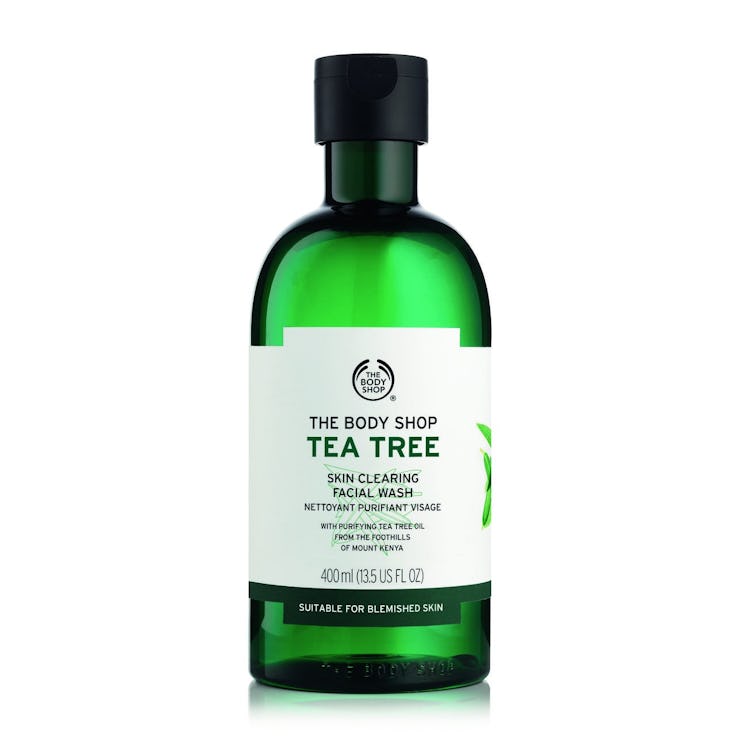 The Body Shop Tea Tree Skin Clearing Facial Wash 