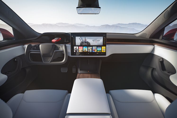 The new Model S has a more minimalist interior, similar to the entry-level Tesla Model 3.