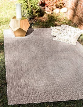 Unique Loom Indoor and Outdoor Rug