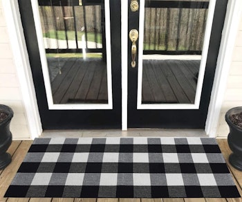 Levinis Buffalo Plaid Rug