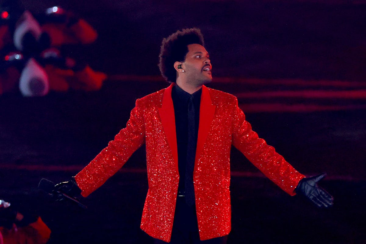 The Weeknd doing his damn thing at the Super Bowl.