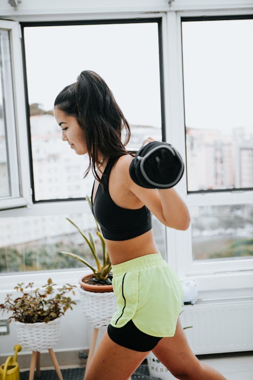 Trainers share their go-to 10-minute strength workouts that bring the burn in a flash.