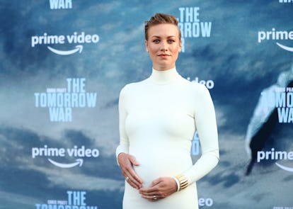 Yvonne Strahovski Pregnant