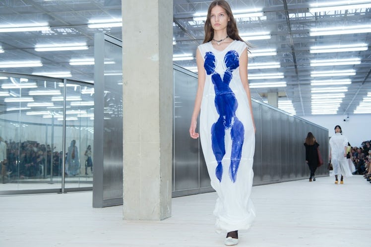 A model wearing an Yves Klein-inspired print designed by Phoebe Philo for Céline