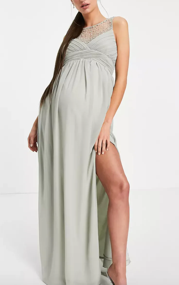20 Cute & Stylish Maternity Wedding Guest Dresses For Pregnant Women