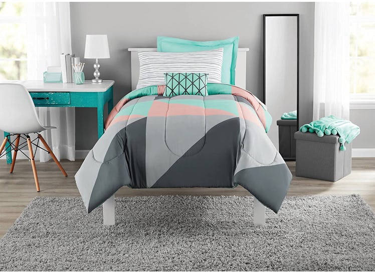 Mainstay Fun and Bold Geometric Bed In A Bag Set (6 Piece)