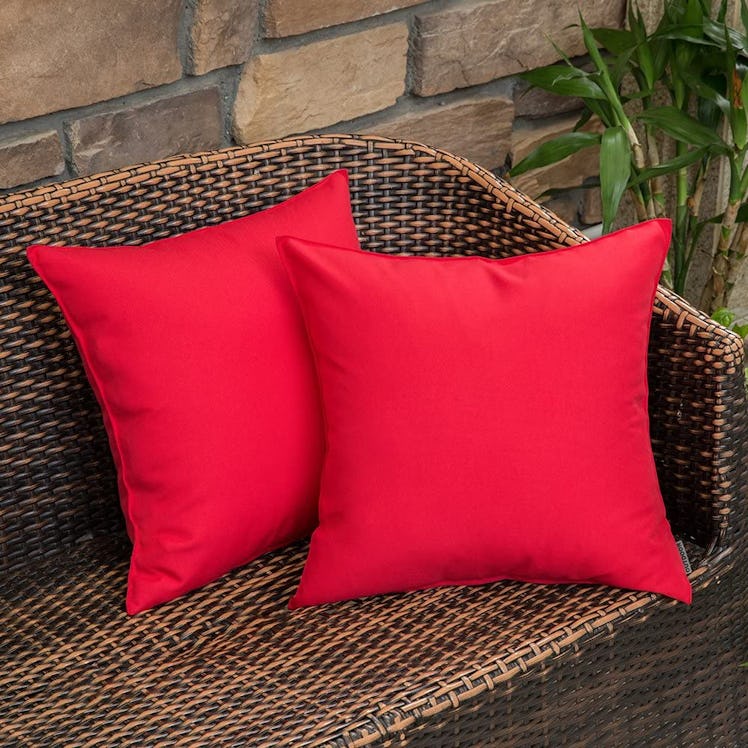 MIULEE Outdoor Waterproof Pillow Covers (Pack of 2)