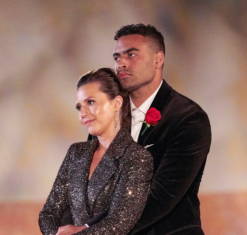 'The Bachelorette' contestant Justin Glaze apologized for his past "ignorant and hurtful" tweets.