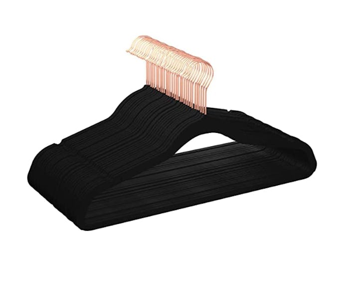 Amazon Basics Velvet Non-Slip Suit Clothes Hangers (30-pack)