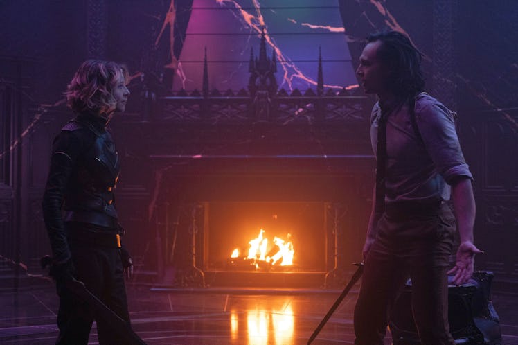 Tom Hiddleston and Sophie Di Martino are Loki variants arguing over a Kang variant