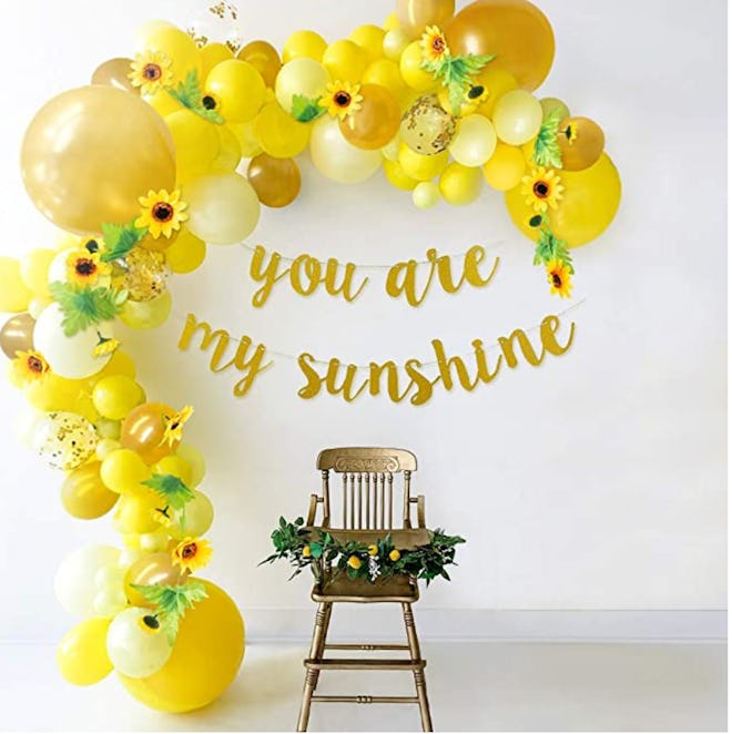 sunflower balloon display