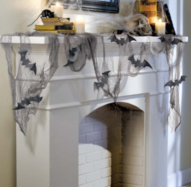 mantle bat web decoration