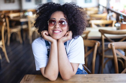 These are the various traits of cool people, according to experts.