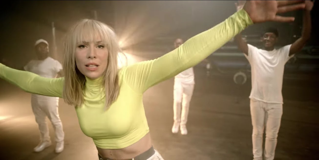 A still from Natasha Bedingfield's new video "Lighthearted."