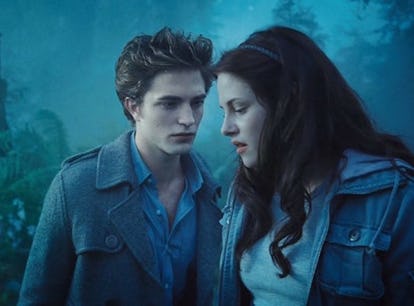 Fans are tweeting about the joy of Twilight being added to Netflix.