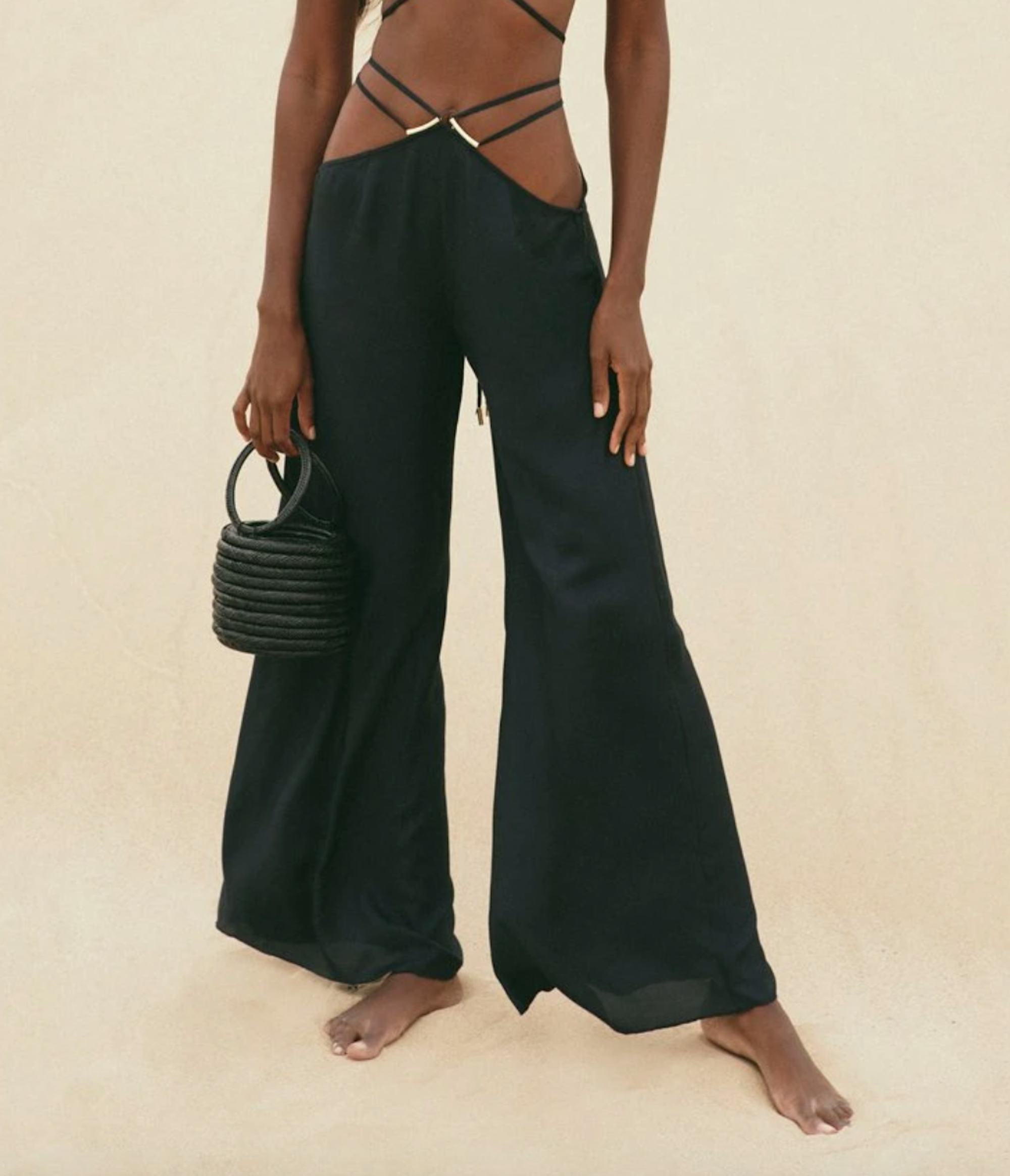 Pelvic Cutouts Are The Skin-Baring Trend You’ll Actually Want To Try