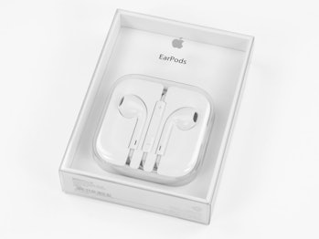 Apple wired EarPods transparent case