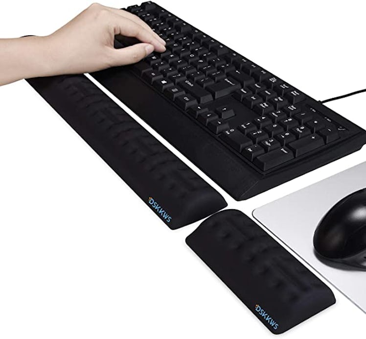 DSKKWS Memory Foam Keyboard Wrist Rest