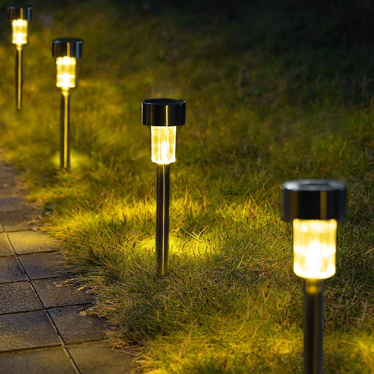 GIGALUMI Solar Pathway Lights (12 Pack)