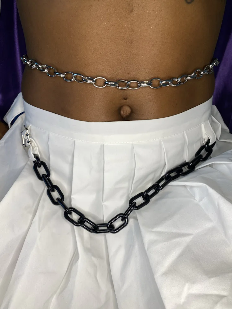 2000s Chain This 2000s Jewelry Trend Is Taking Over Summer