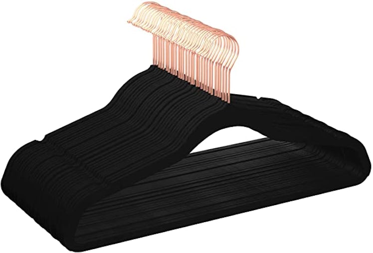 Amazon Basics Velvet Non-Slip Clothes Hangers (30-Pack)