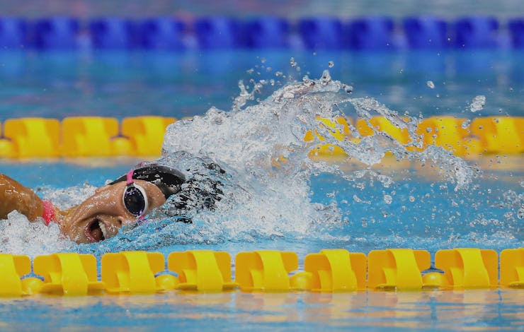 LONDON, ENGLAND - SEPTEMBER 09: Rebecca Meyers of The United States of America competes in the Women...