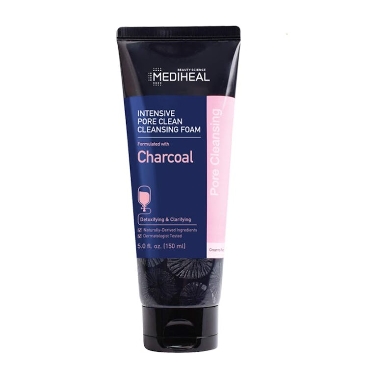 MEDIHEAL Charcoal Intensive Pore Clean Cleansing Foam