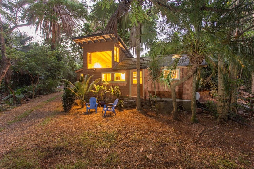 Jimi Hendrix stayed in a charming cottage located in Makawao, Maui, while filming Rainbow Bridge in ...