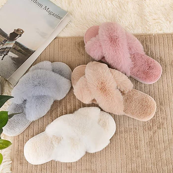 Parlovable Cross Band Slippers