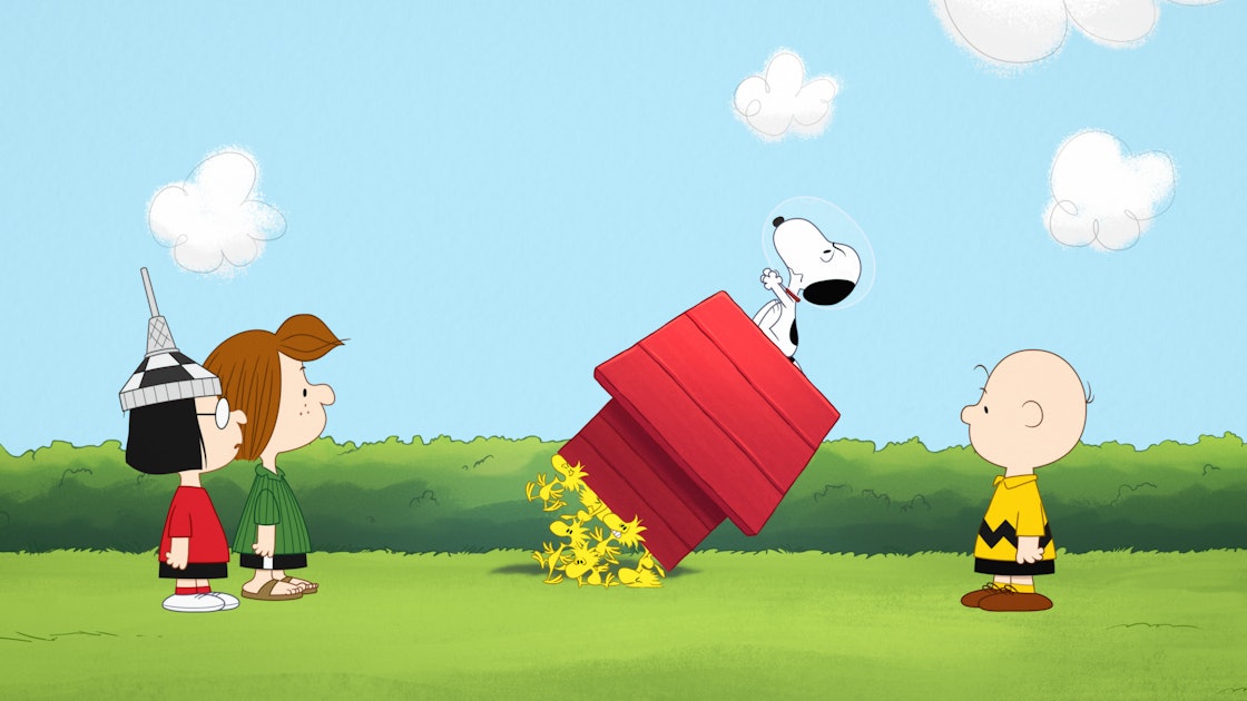 Apple TV+ Will Debut Two New Peanuts Specials And The New Series 'Camp  Snoopy' This Summer