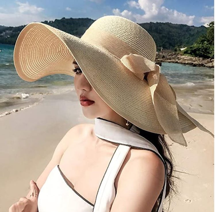 FSIGOM Wide Brim Sun Protection Straw Hat