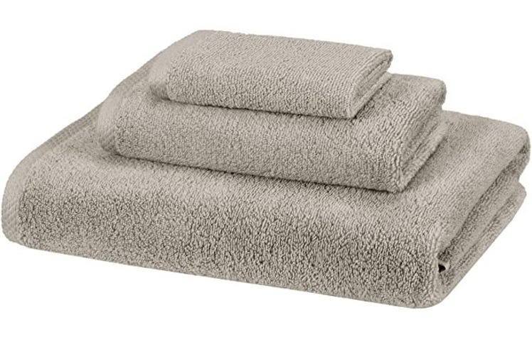 AmazonBasics Quick-Dry 3-Piece Towel Set