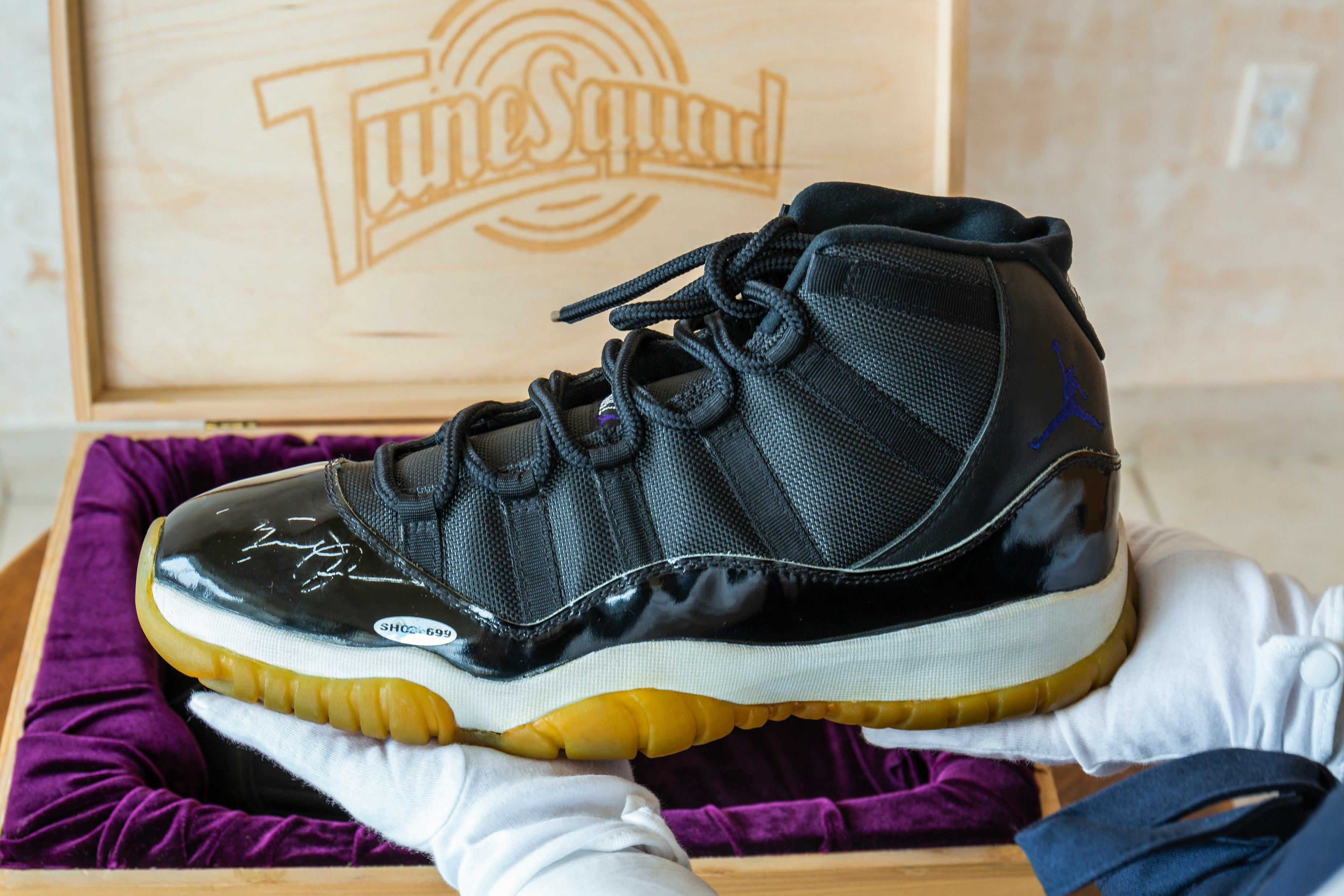 Aj 11 outlet space jam