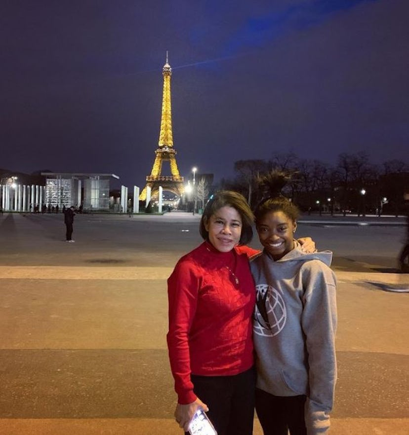 Simone and her mother Nellie in Paris. 