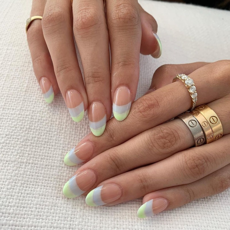 The French Manicure Trend Is Still Going Strong Here S How Celebrities Are Wearing It For Fall