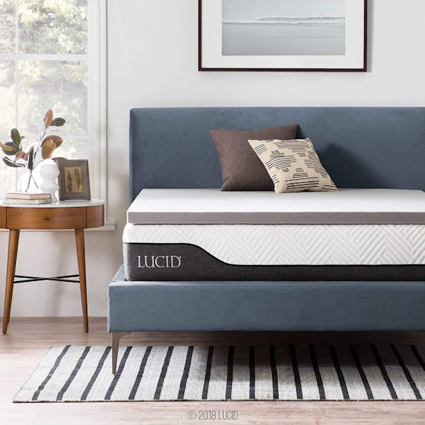 The 8 Best Cooling Mattress Toppers For Hot Sleepers 2022