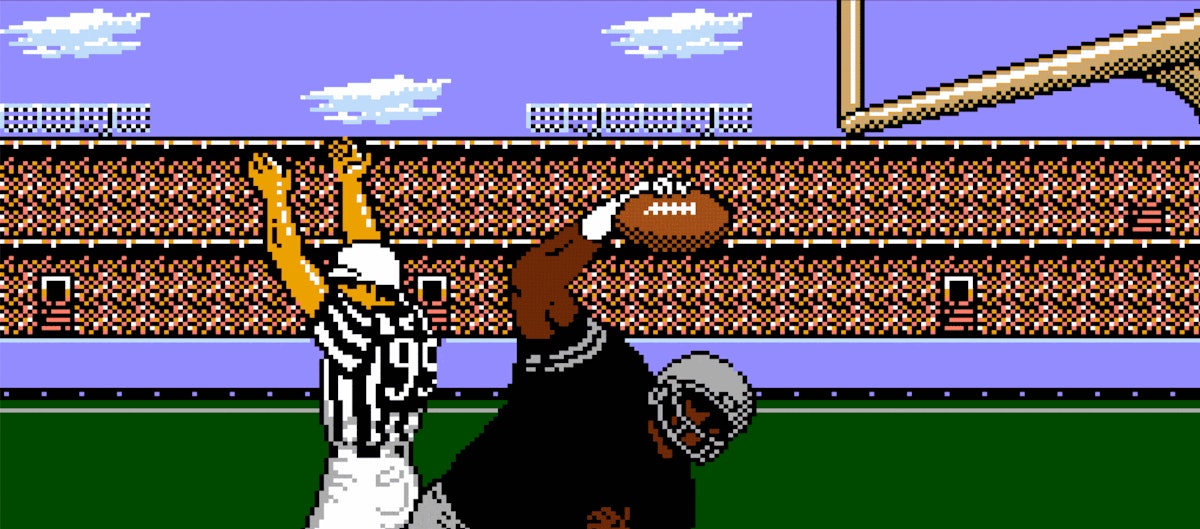 You need to play the greatest retro sports game of all time on