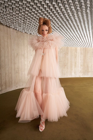 A model in a pink Giambattista Valli tulle gown 