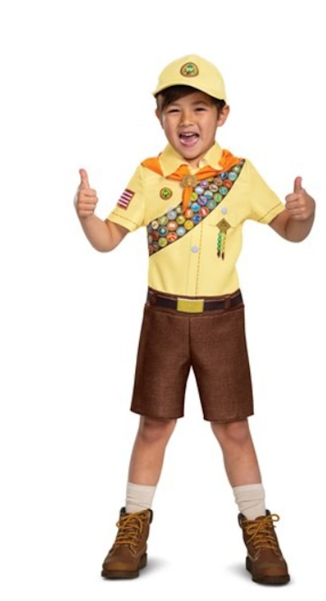 Russell from UP wears short sleeves and shorts, making him the perfect warm weather Halloween costum...