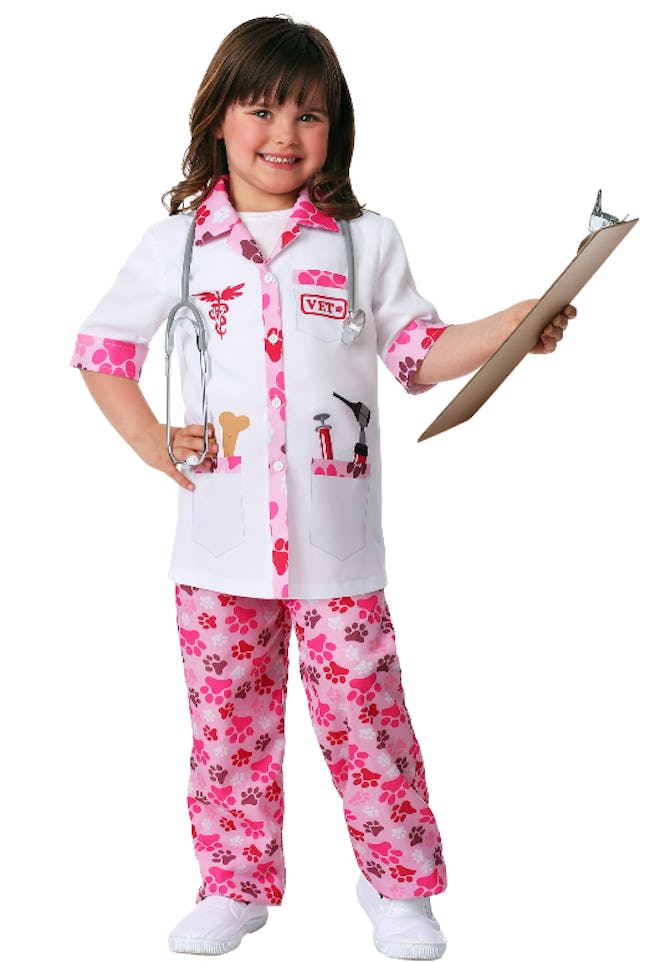 Warm weather Halloween costumes have to be short-sleeved, like this veterinarian costume.