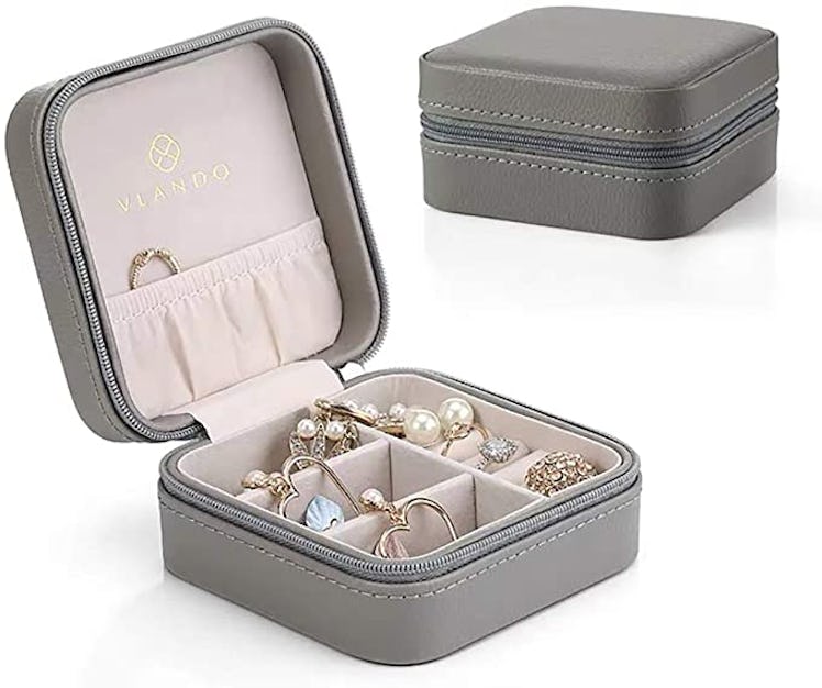 Vlando Faux Leather Jewelry Box Organizer