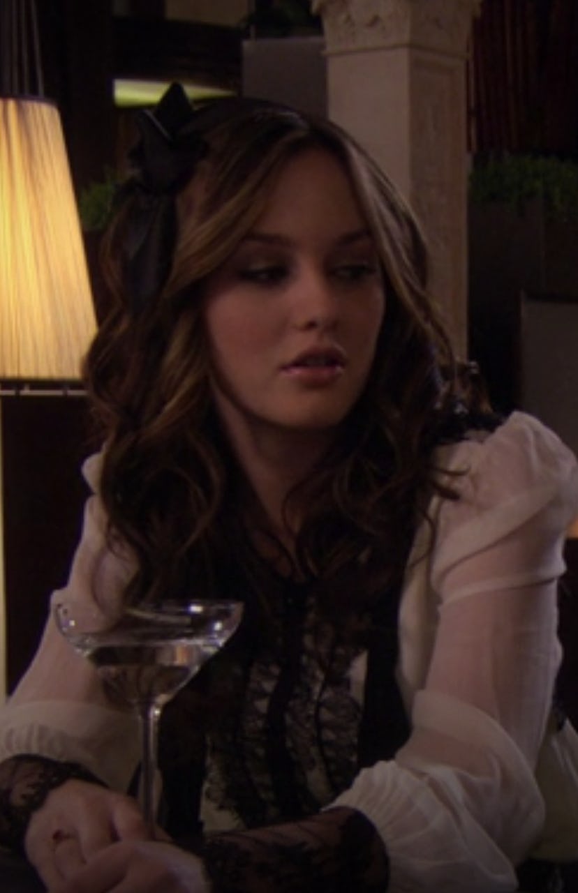 While drinking a martini and flirting with bad-boy Carter Baizen on 'Gossip Girl,' Blair Waldorfdemo...