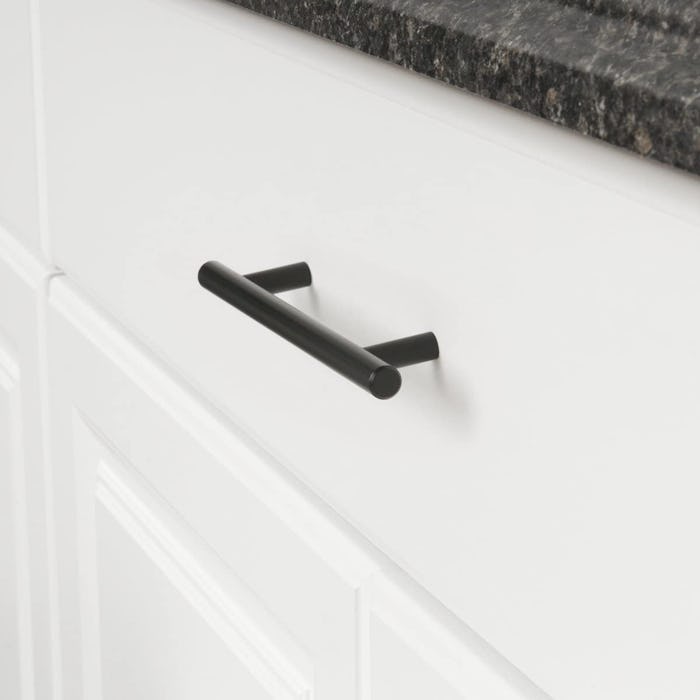  Amazon Basics Euro Bar Cabinet Handle (10-Pack)
