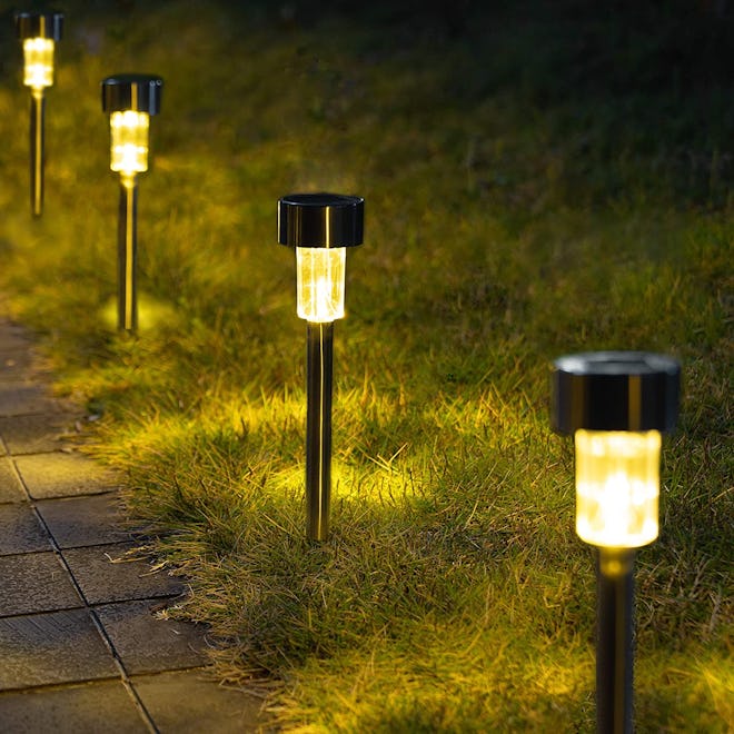 GIGALUMI Solar Pathway Lights (12-Pack)